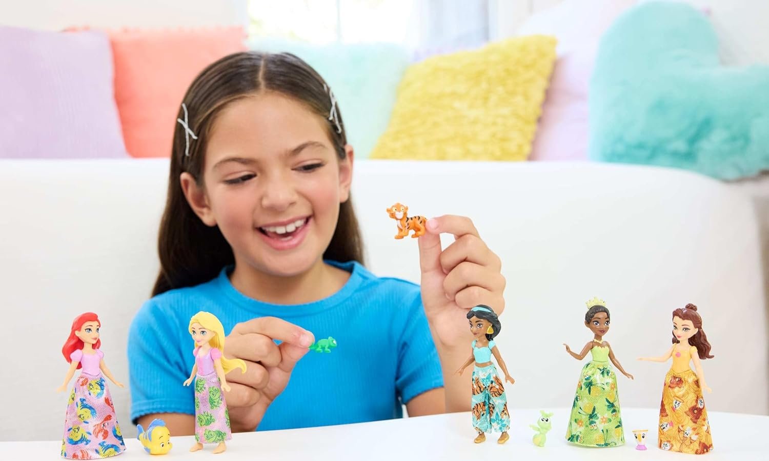 Mattel Disney Princess & Friends Set with 5 Posable Small Dolls in Removable Skirts or Pants & 5 Friend Figures, Inspired by The Disney Movies - Image 5